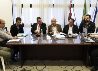 À CPI do Transporte, secretário diz que exploração de publicidade está irregular