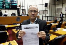 Marcos Papa defende cancelamento de MPs e renúncia de Michel Temer