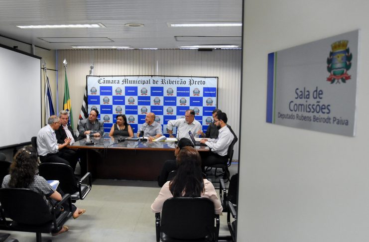 CEE das Filas do SUS encaminha munícipe para Defensoria Pública