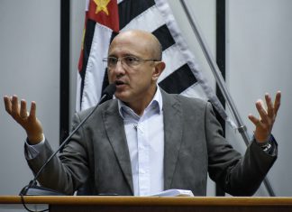 Prefeitura comunica Papa sobre prazo para desocupação de lanchonetes