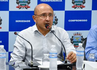 Marcos Papa fala em improbidade e flagrantes ilegalidades na CBEA