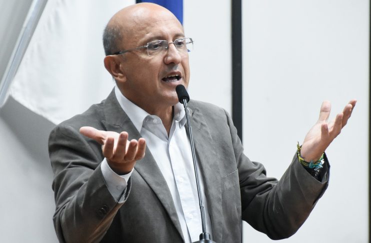 A pedido de Papa, Câmara aprova convocação de superintendente