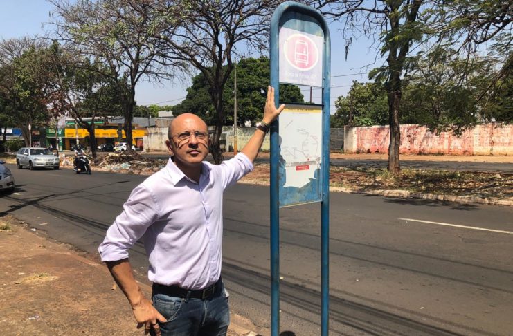Publicidade nos pontos de ônibus: Papa cobra projeto