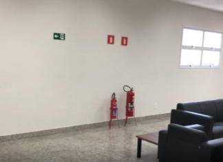 Contrário à construção, Marcos Papa critica anexo da Câmara