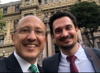 Papa comemora nova vitória contra aumento da tarifa