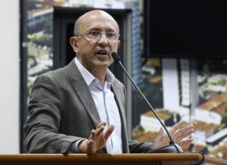 Papa dá parecer contrário e barra adiantamento milionário