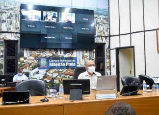 Elencando economias, Papa defende tramitação eletrônica