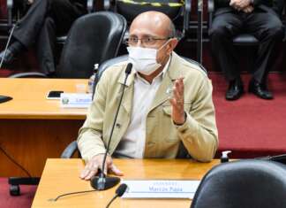 Papa questiona multas e repasse milionário