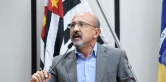 Aprovado PL para pix e cartão em débito tributário