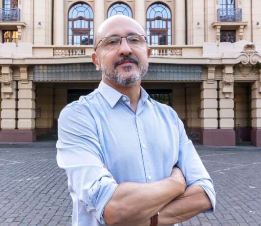 Marcos Papa é candidato a Deputado Federal