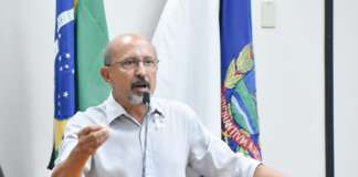 Câmara aprova repasse e nega emendas de Papa