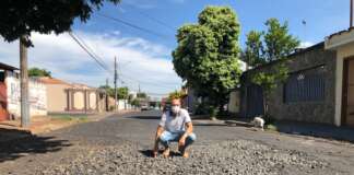 Papa questiona gastos com recape e tapa buracos