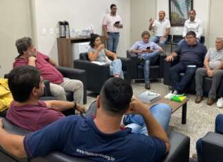 SERVIDORES PÚBLICOS