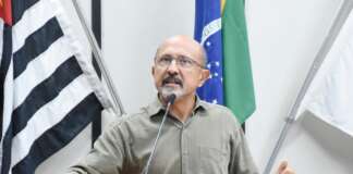 Papa é contra novo cargo comissionado na Câmara