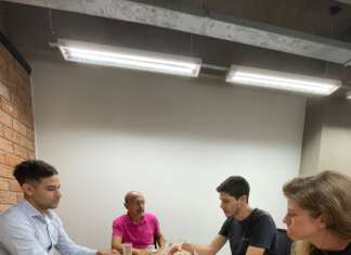 COMPOSTEIRA COMUNITÁRIA