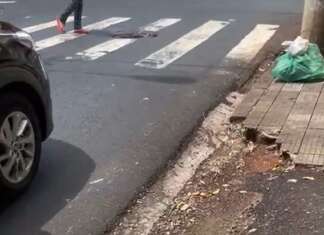 CALÇADA DESTRUÍDA!!