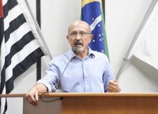 Papa quer que o prefeito desista do Centro Administrativo